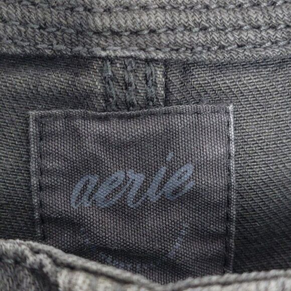 Aerie Women's Overall Romper Fringed Hem Size Medium Black Denim 37x2 - Picture 4 of 8